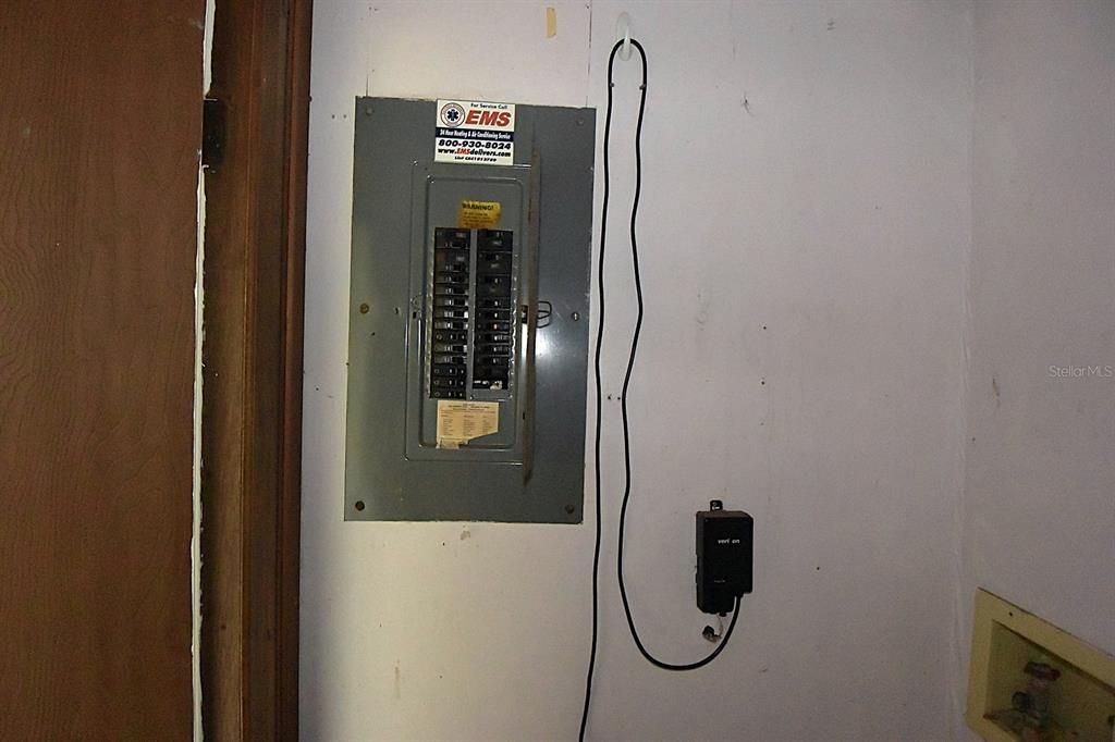 待售: $449,900 (3 贝兹, 2 浴室, 1236 平方英尺)