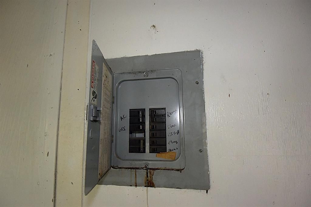 待售: $449,900 (3 贝兹, 2 浴室, 1236 平方英尺)