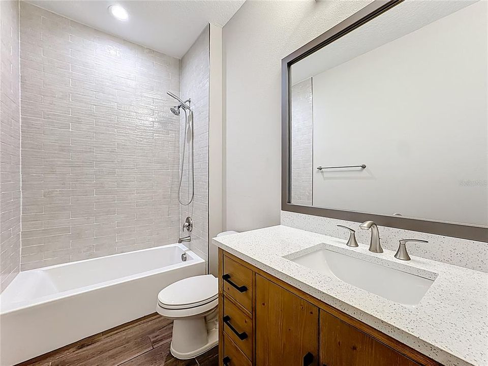 待售: $700,000 (4 贝兹, 3 浴室, 2927 平方英尺)