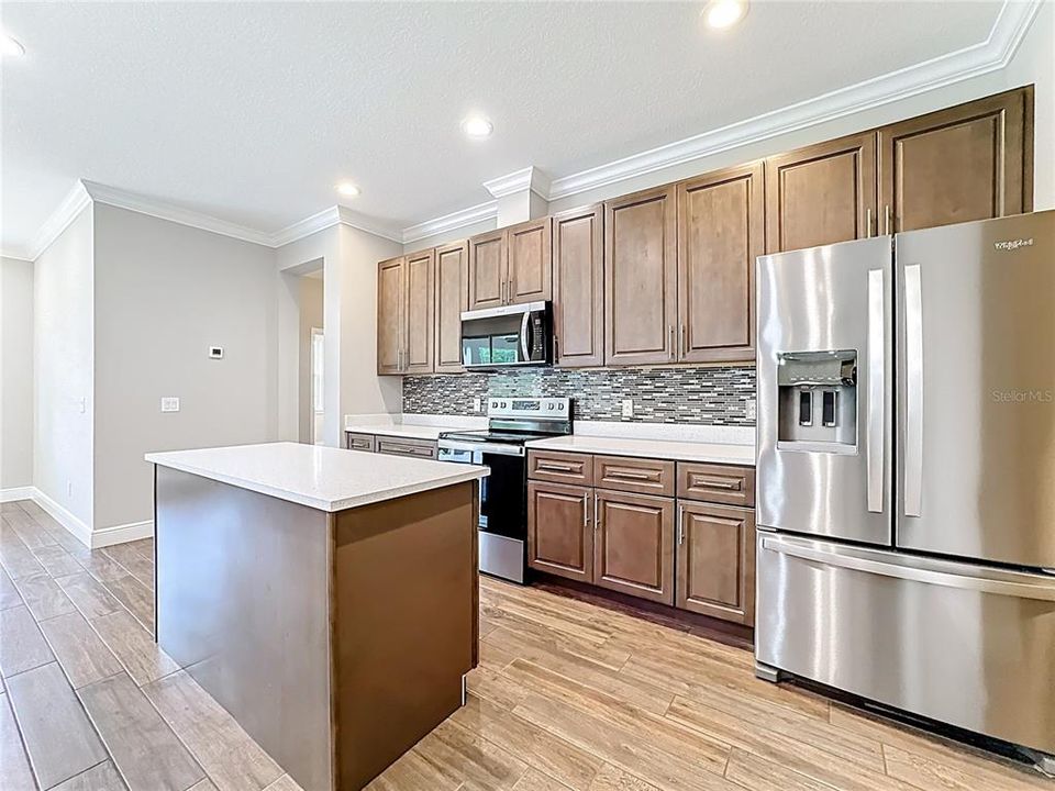 待售: $700,000 (4 贝兹, 3 浴室, 2927 平方英尺)