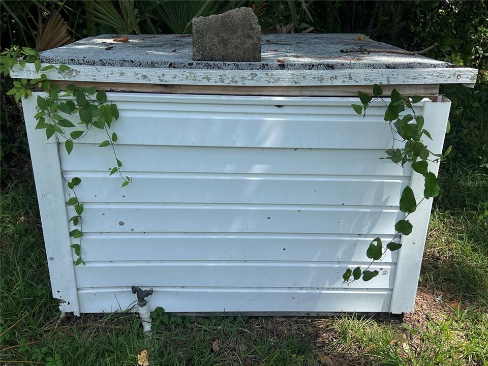 待售: $184,000 (0.86 acres)