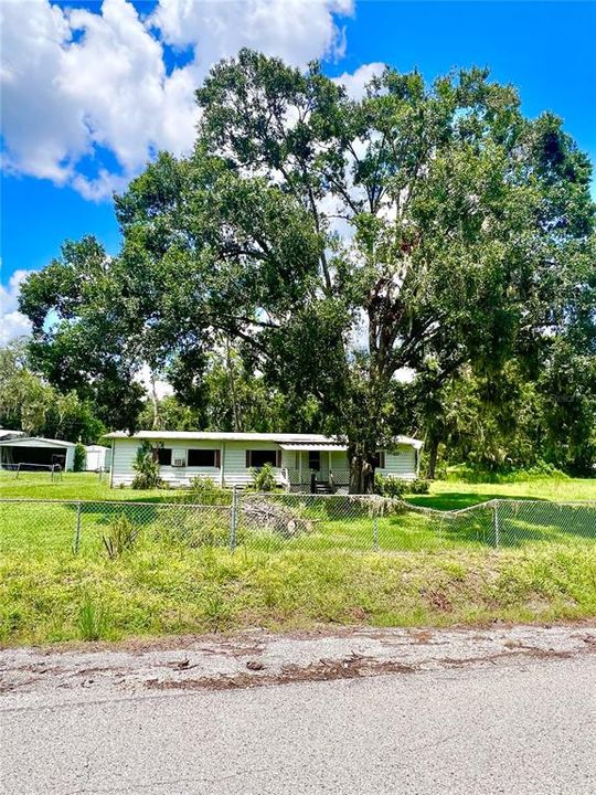 待售: $184,000 (0.86 acres)