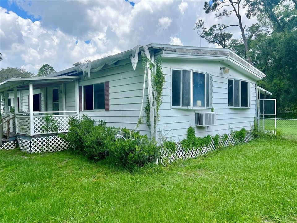 待售: $184,000 (0.86 acres)