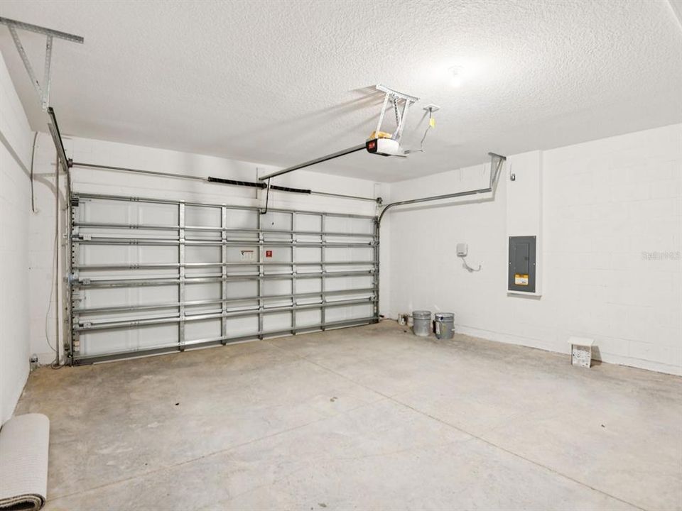 На продажу: $267,660 (3 спален, 2 ванн, 1269 Квадратных фут)