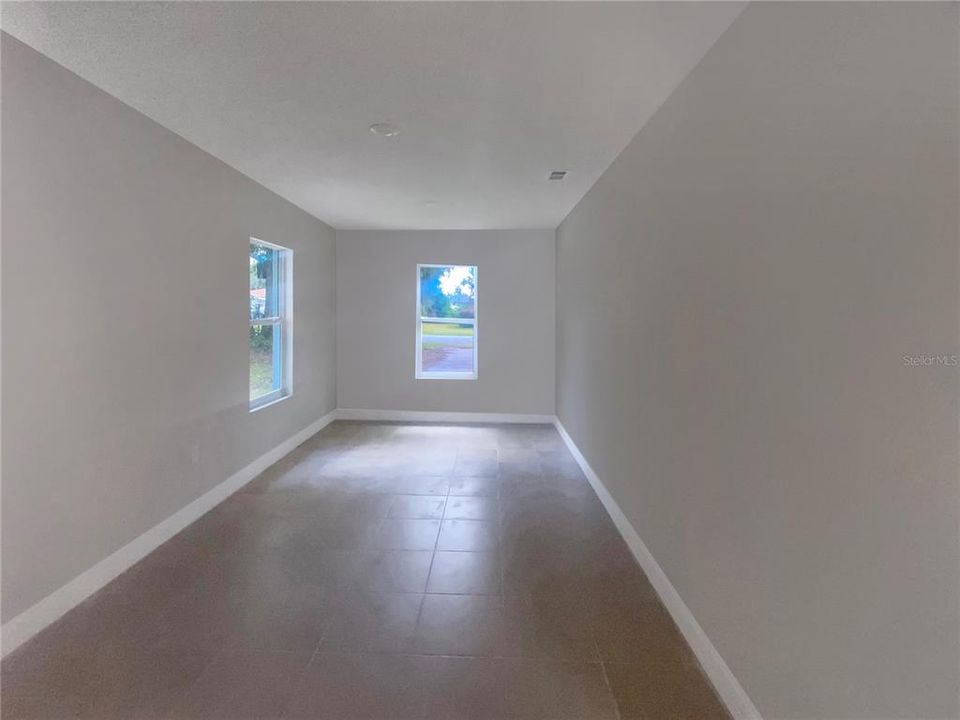 Active With Contract: $239,999 (3 beds, 2 baths, 1300 Square Feet)