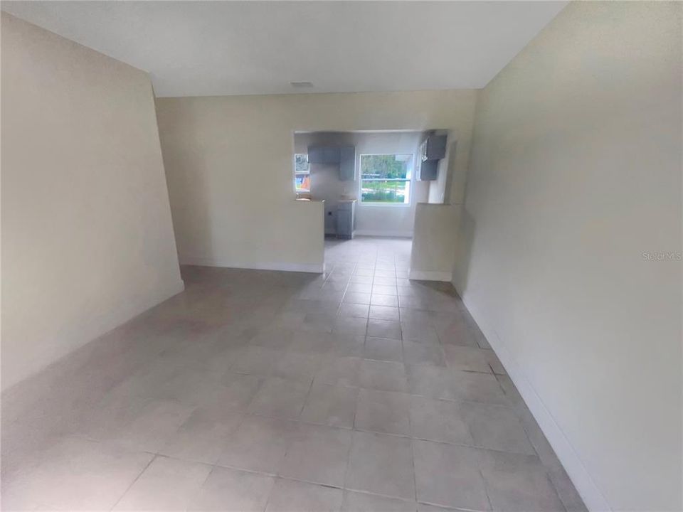 Active With Contract: $239,999 (3 beds, 2 baths, 1300 Square Feet)