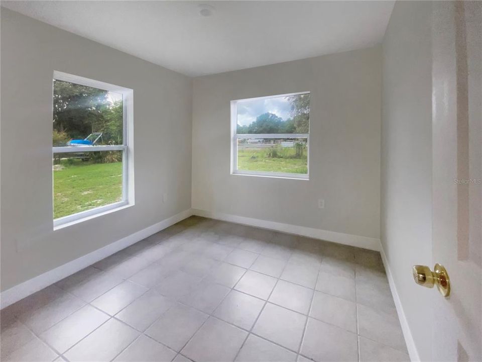 Active With Contract: $239,999 (3 beds, 2 baths, 1300 Square Feet)