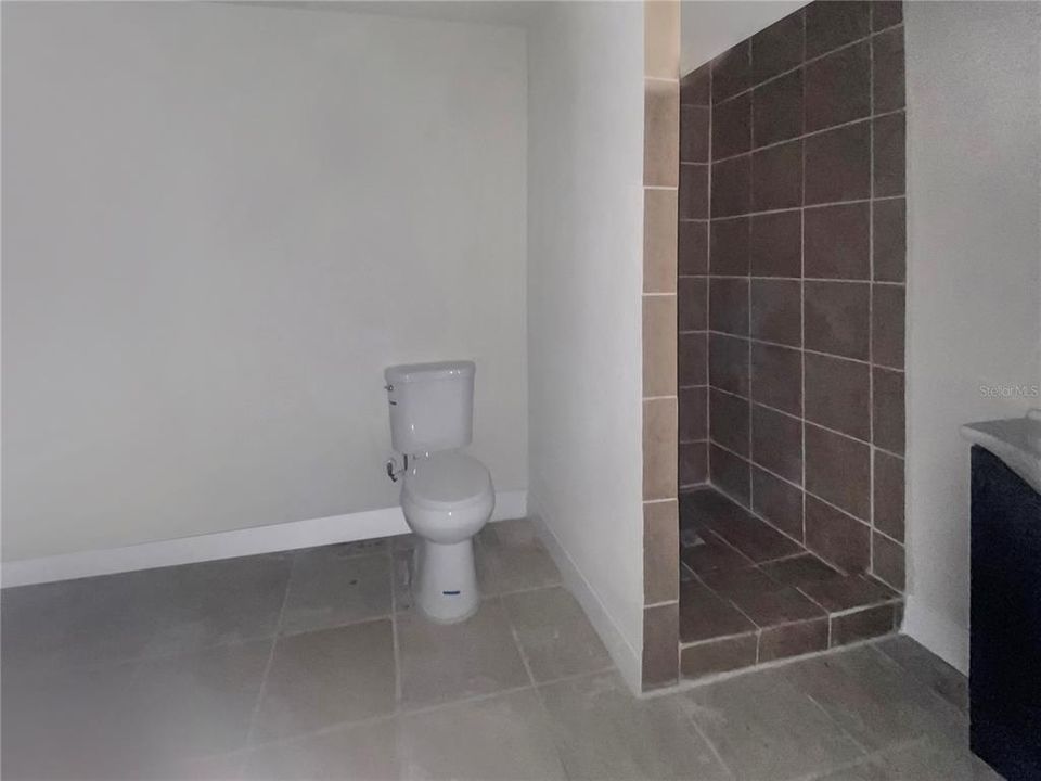 Active With Contract: $239,999 (3 beds, 2 baths, 1300 Square Feet)