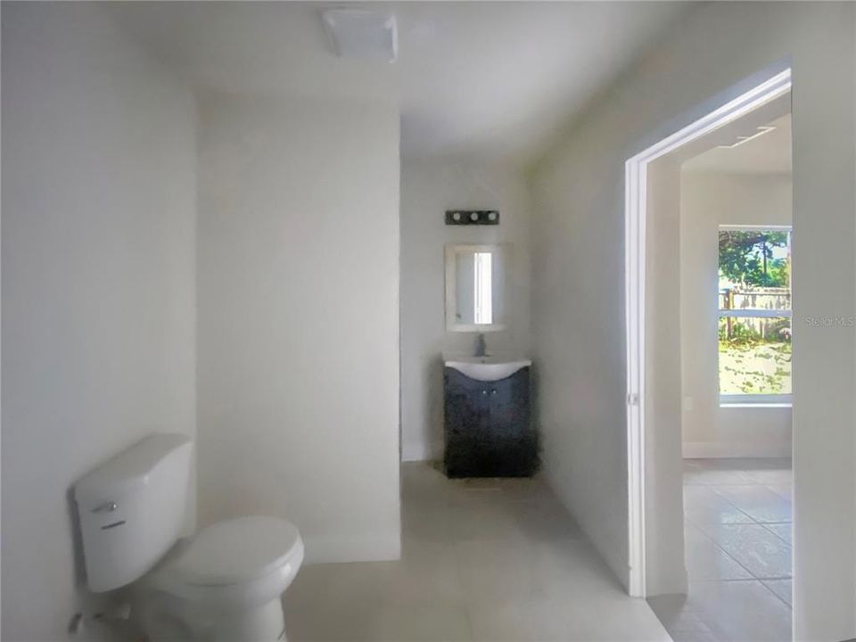 Active With Contract: $239,999 (3 beds, 2 baths, 1300 Square Feet)