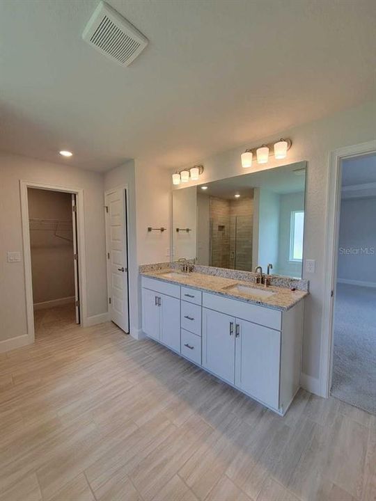 Active With Contract: $474,000 (4 beds, 3 baths, 3000 Square Feet)