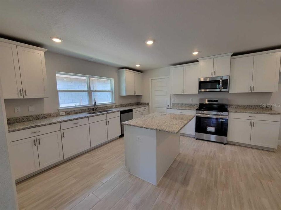 Active With Contract: $474,000 (4 beds, 3 baths, 3000 Square Feet)