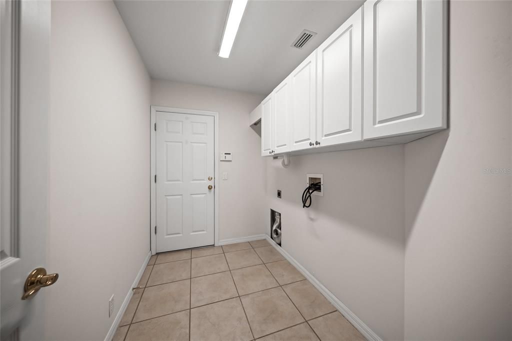 待售: $1,118,000 (4 贝兹, 3 浴室, 3223 平方英尺)