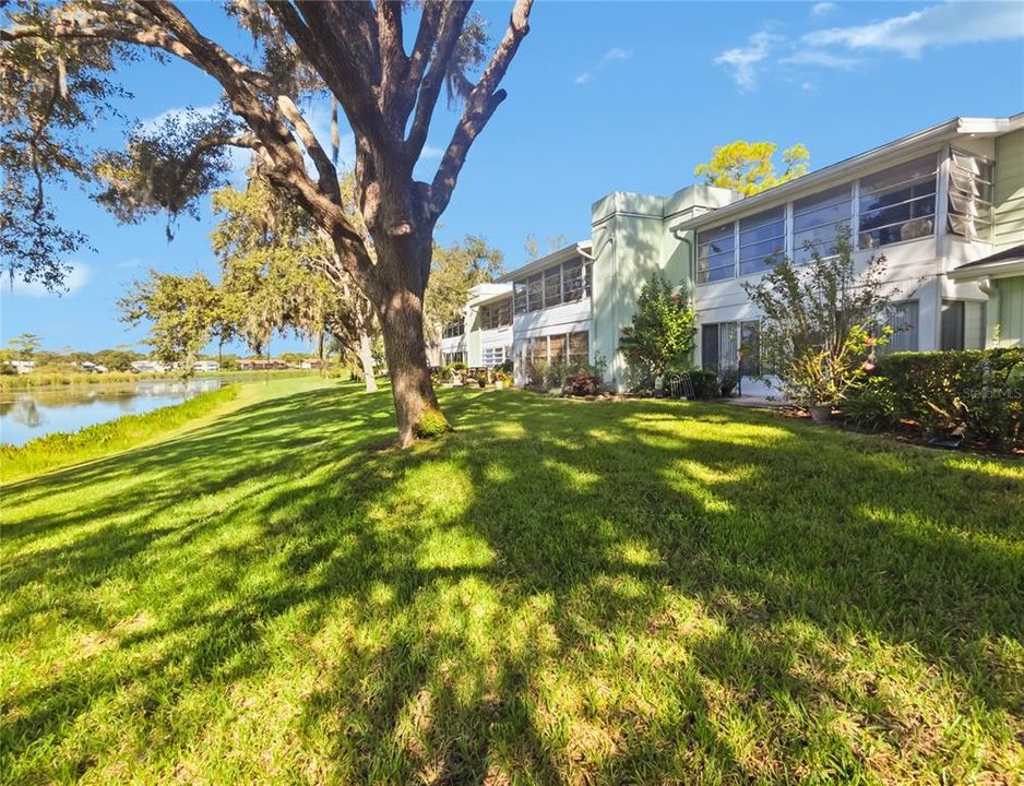 На продажу: $139,900 (2 спален, 1 ванн, 1054 Квадратных фут)