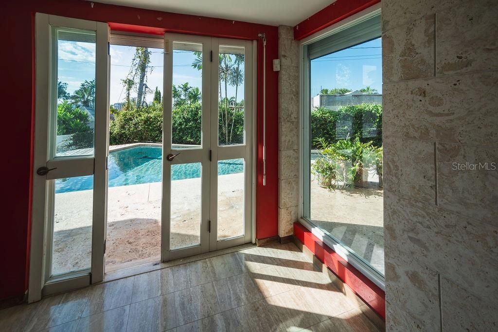 На продажу: $1,600,000 (5 спален, 4 ванн, 3410 Квадратных фут)