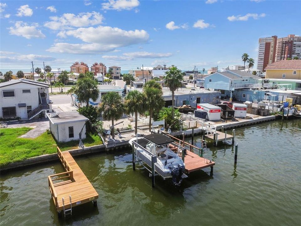 For Sale: $1,199,000 (3 beds, 2 baths, 2310 Square Feet)