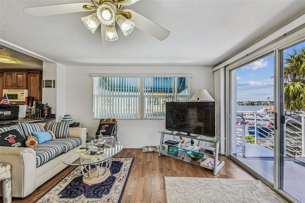 For Sale: $1,199,000 (3 beds, 2 baths, 2310 Square Feet)