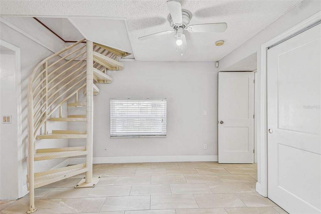 For Sale: $1,199,000 (3 beds, 2 baths, 2310 Square Feet)