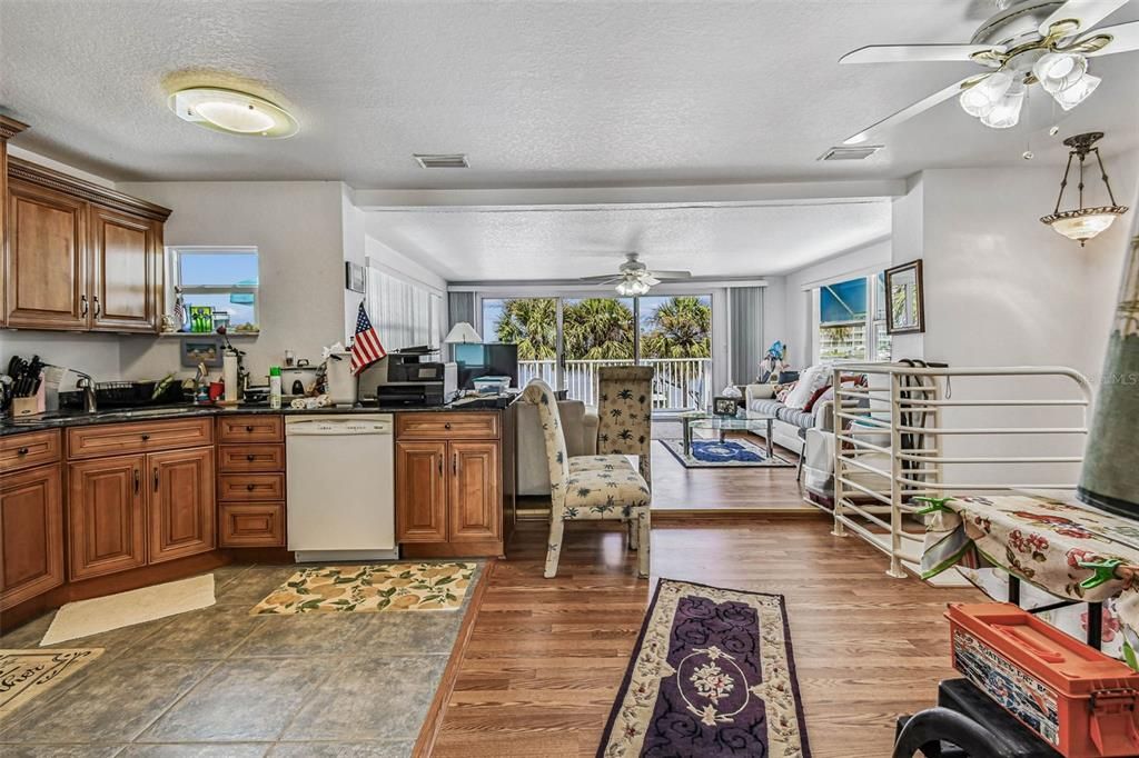 For Sale: $1,199,000 (3 beds, 2 baths, 2310 Square Feet)