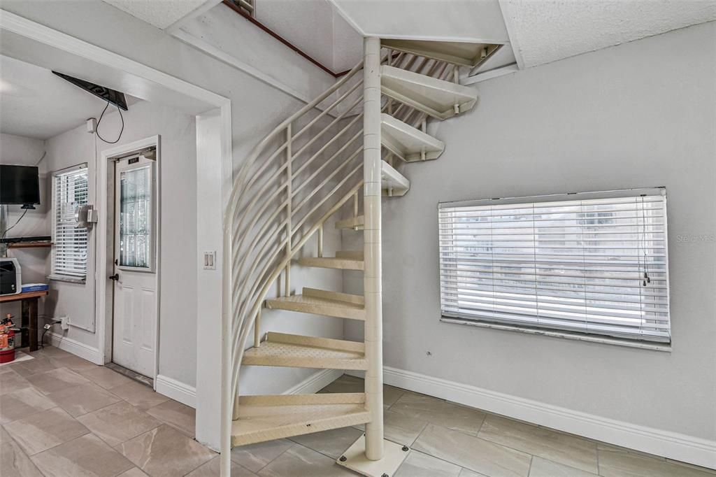 For Sale: $1,199,000 (3 beds, 2 baths, 2310 Square Feet)