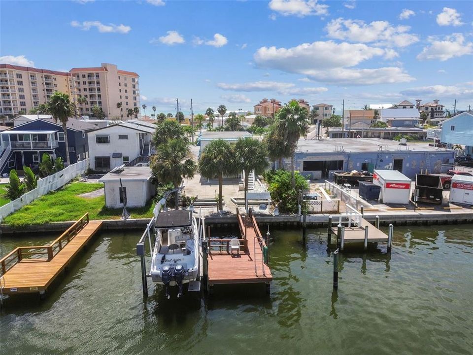 For Sale: $1,199,000 (3 beds, 2 baths, 2310 Square Feet)