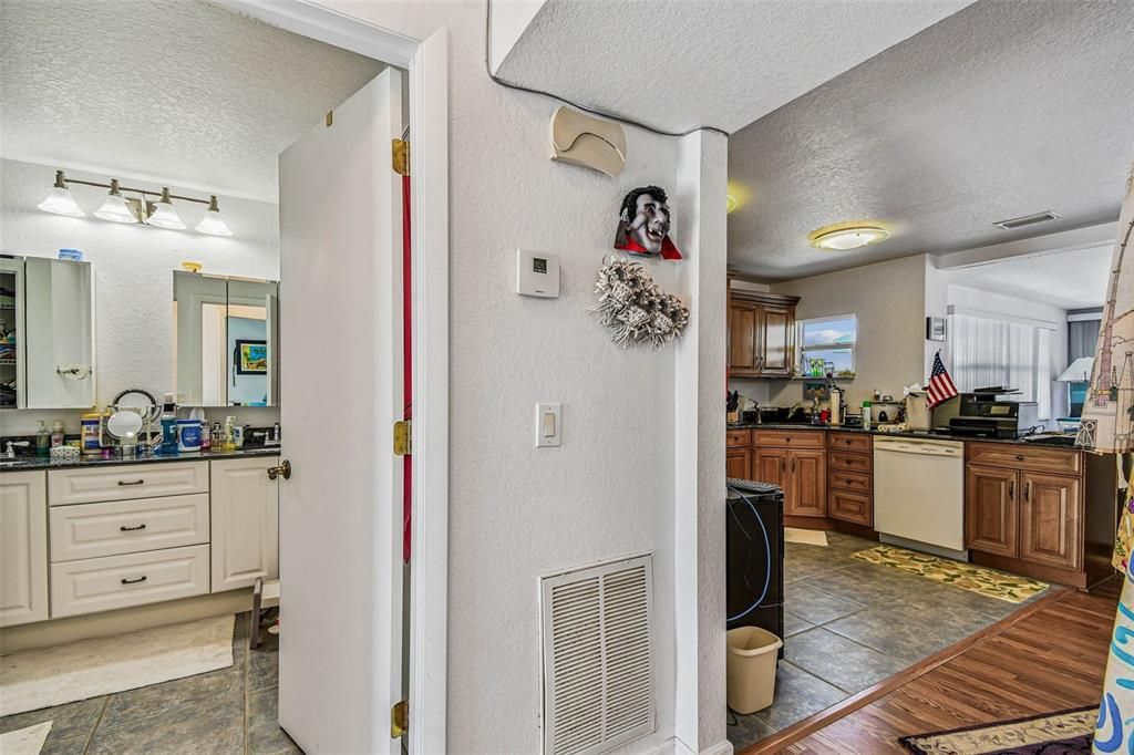 For Sale: $1,199,000 (3 beds, 2 baths, 2310 Square Feet)