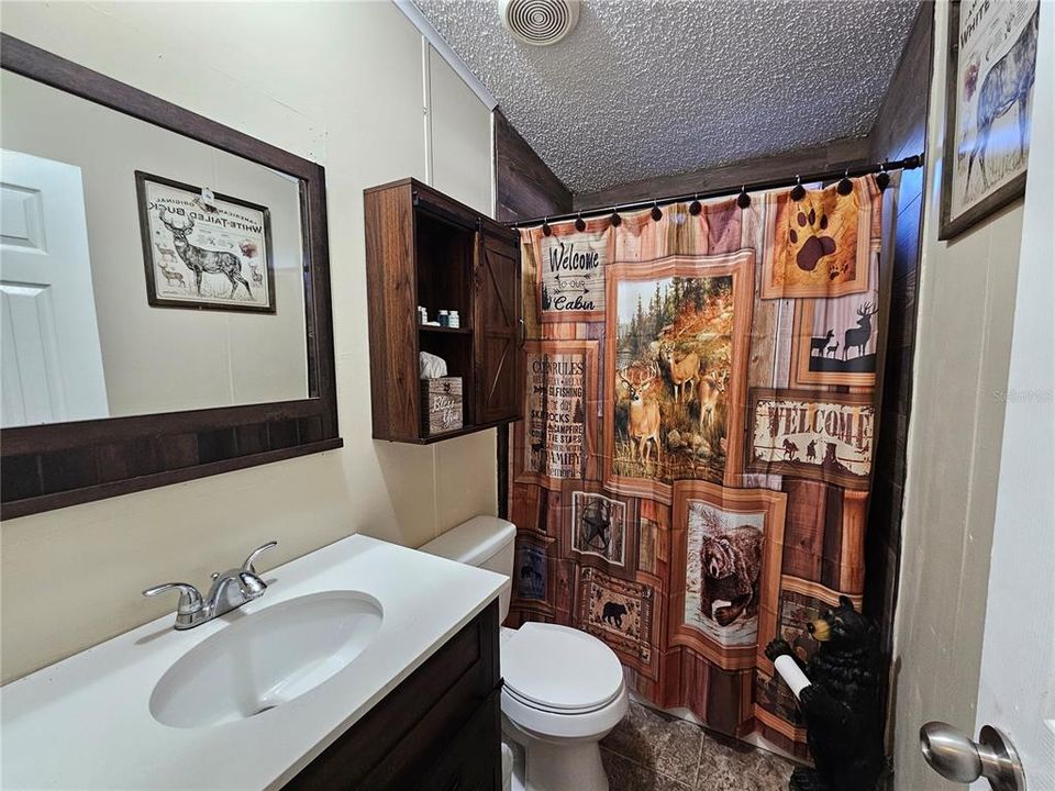 На продажу: $269,900 (3 спален, 2 ванн, 1512 Квадратных фут)