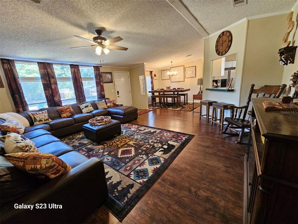 На продажу: $269,900 (3 спален, 2 ванн, 1512 Квадратных фут)