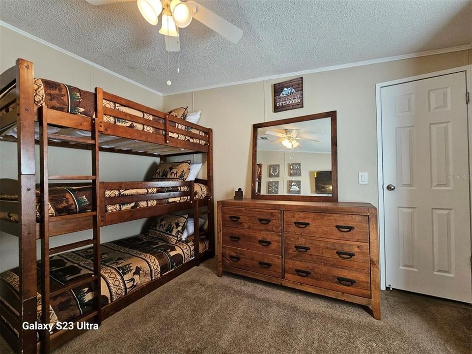 На продажу: $269,900 (3 спален, 2 ванн, 1512 Квадратных фут)