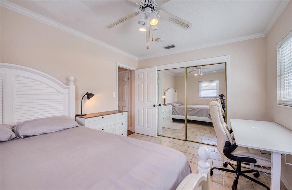 En Renta: $7,000 (3 camas, 2 baños, 2049 Pies cuadrados)