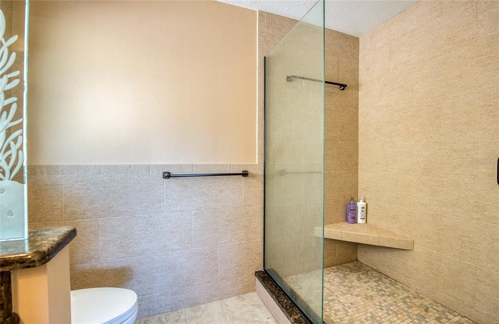 En Renta: $7,000 (3 camas, 2 baños, 2049 Pies cuadrados)