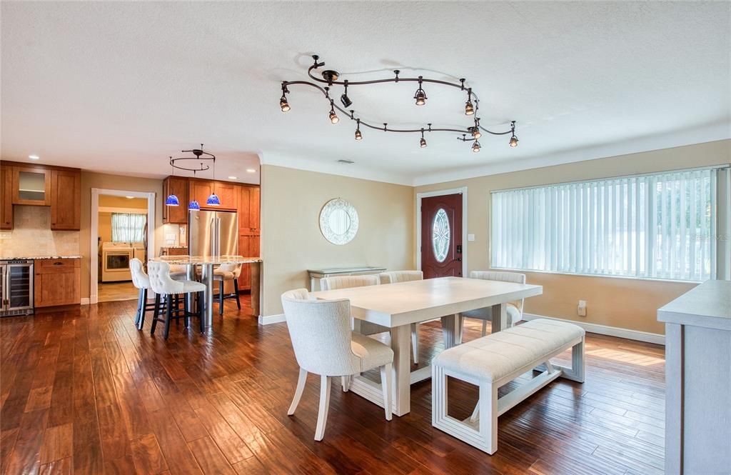 En Renta: $7,000 (3 camas, 2 baños, 2049 Pies cuadrados)