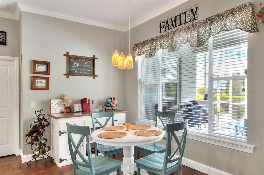 待售: $679,900 (3 贝兹, 2 浴室, 2491 平方英尺)