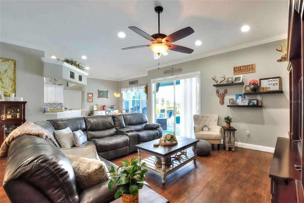 待售: $679,900 (3 贝兹, 2 浴室, 2491 平方英尺)