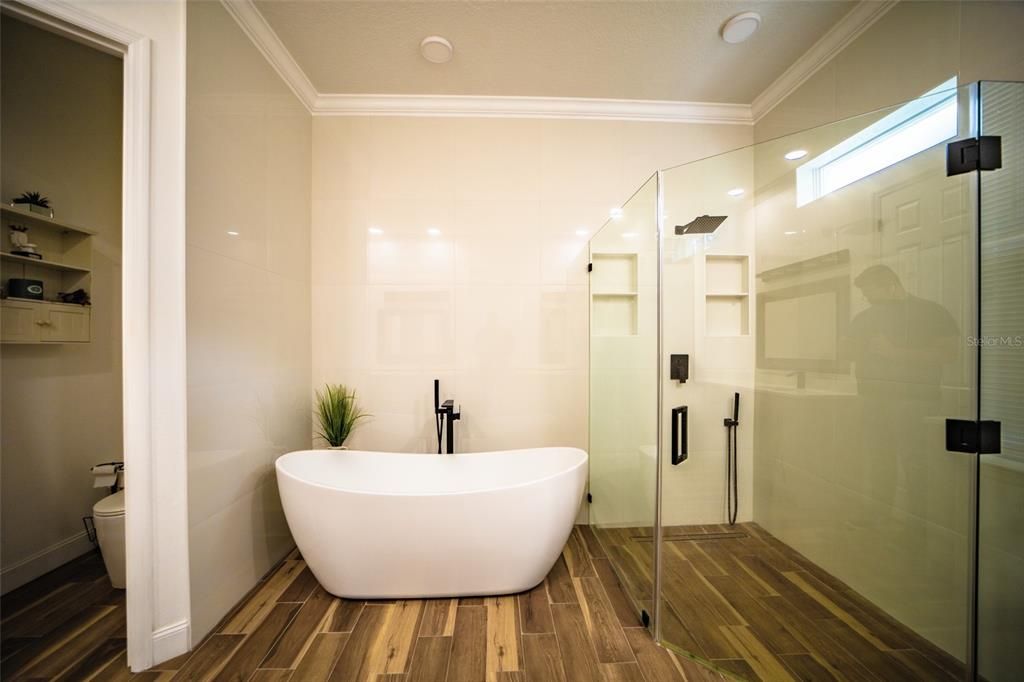 На продажу: $1,999,000 (5 спален, 3 ванн, 4130 Квадратных фут)