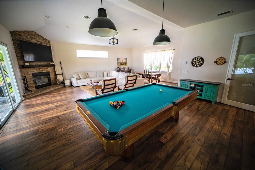 На продажу: $1,999,000 (5 спален, 3 ванн, 4130 Квадратных фут)