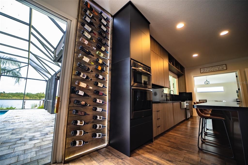 На продажу: $1,999,000 (5 спален, 3 ванн, 4130 Квадратных фут)