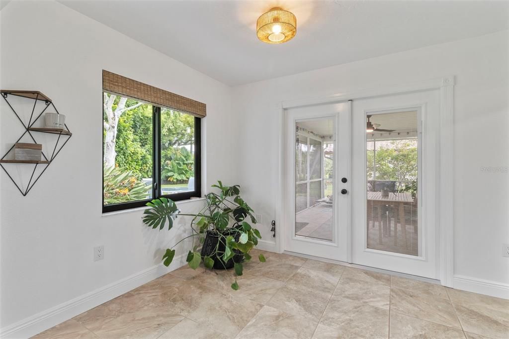 Activo con contrato: $494,900 (3 camas, 2 baños, 1893 Pies cuadrados)