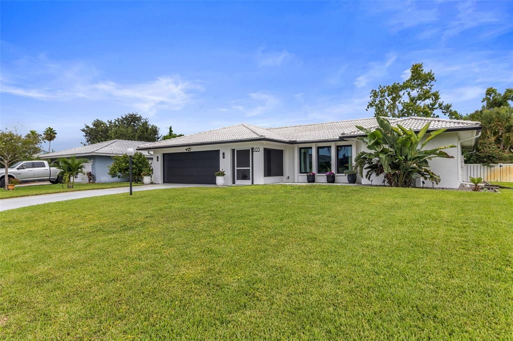 Activo con contrato: $494,900 (3 camas, 2 baños, 1893 Pies cuadrados)