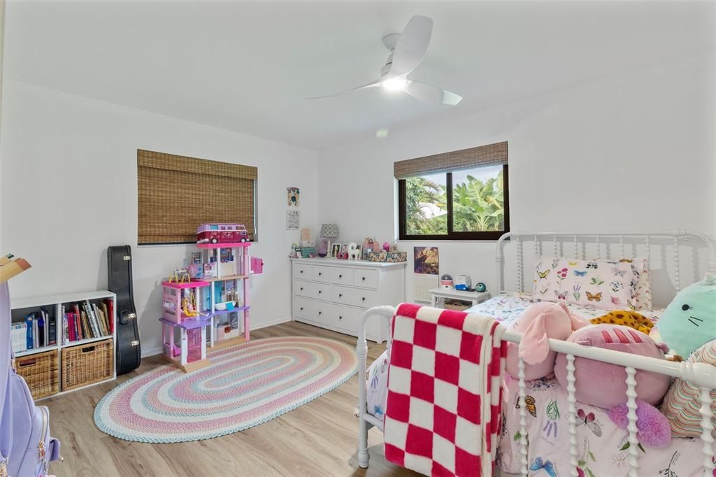 Activo con contrato: $494,900 (3 camas, 2 baños, 1893 Pies cuadrados)