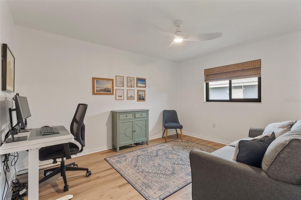 Activo con contrato: $494,900 (3 camas, 2 baños, 1893 Pies cuadrados)