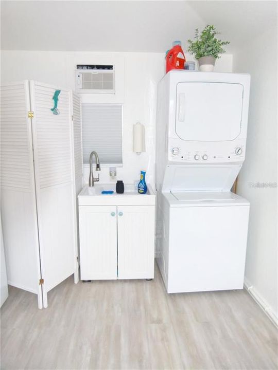 For Sale: $265,000 (0.06 acres)