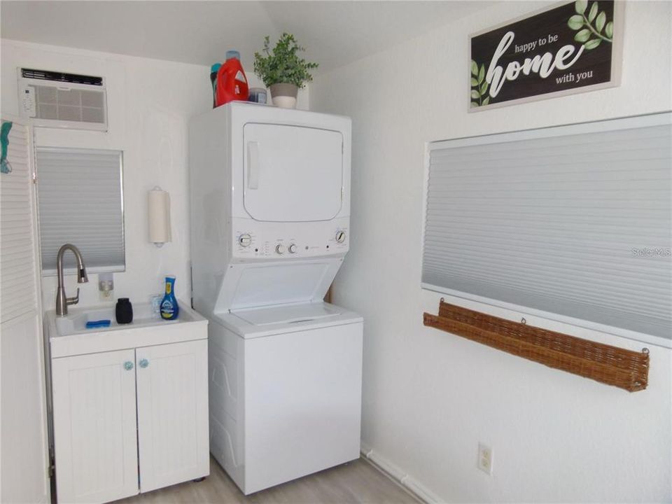 For Sale: $265,000 (0.06 acres)