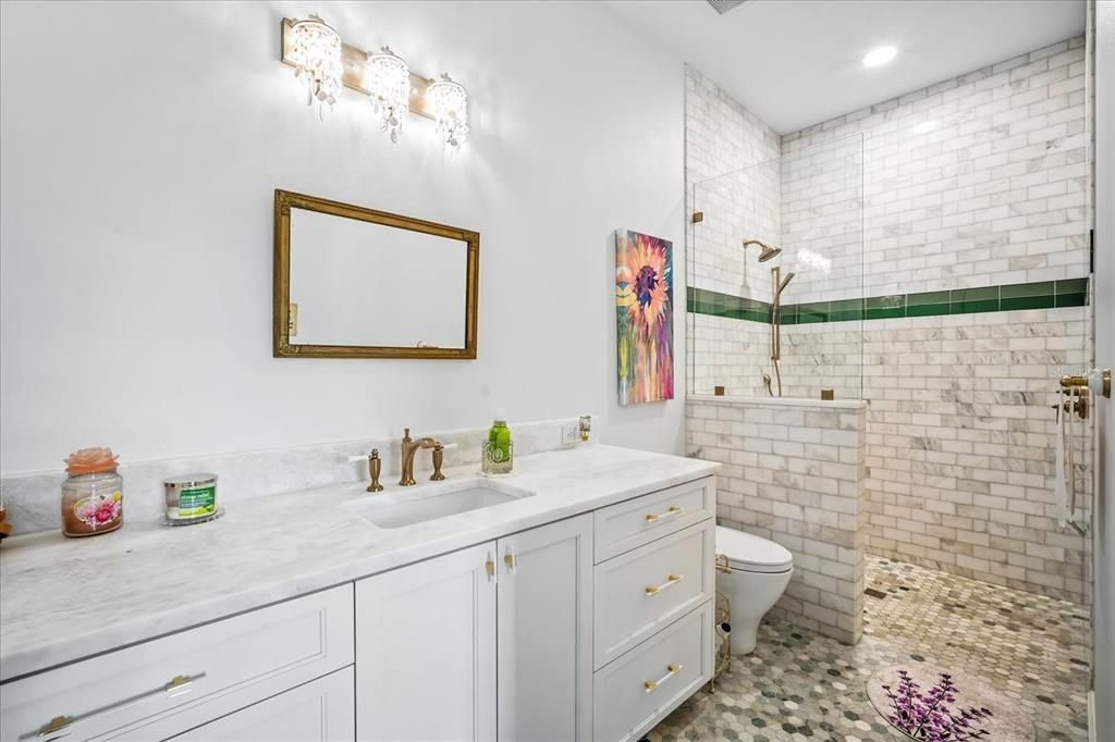 En Venta: $1,775,000 (4 camas, 3 baños, 4087 Pies cuadrados)