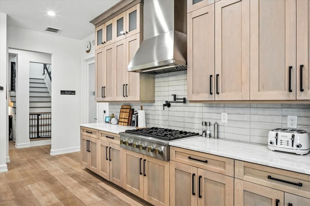 En Venta: $1,775,000 (4 camas, 3 baños, 4087 Pies cuadrados)