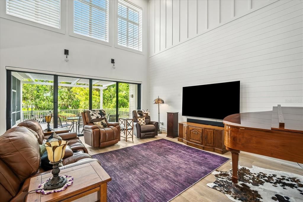 En Venta: $1,775,000 (4 camas, 3 baños, 4087 Pies cuadrados)