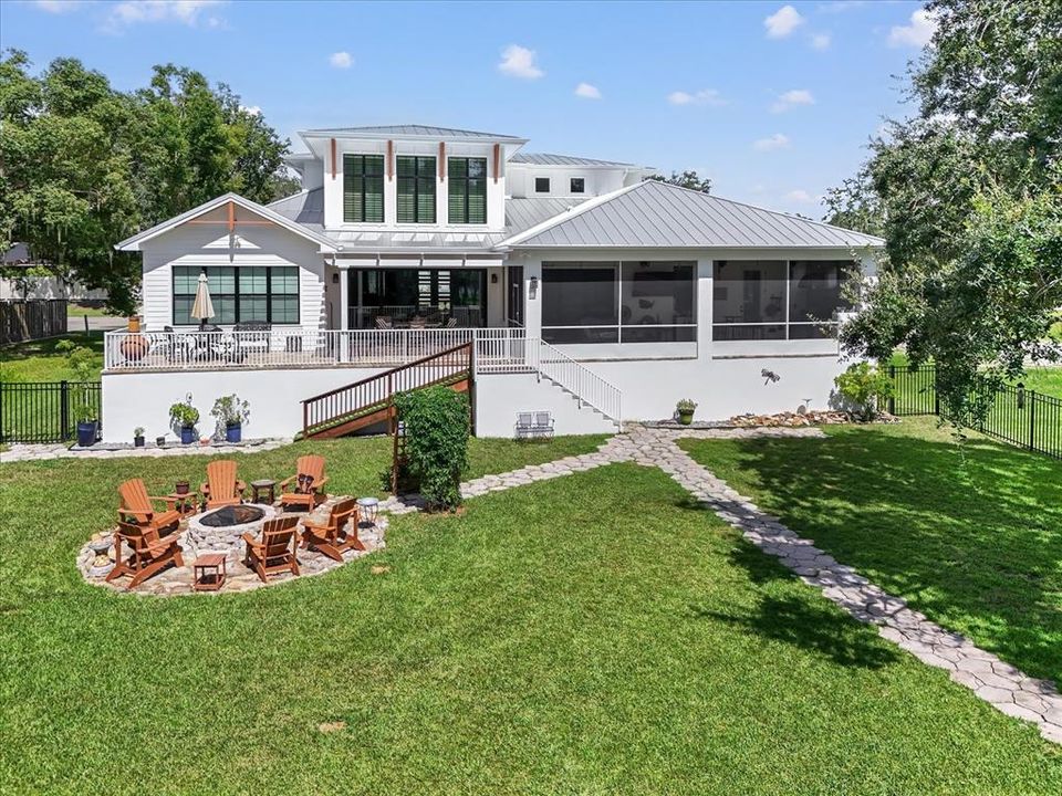 En Venta: $1,775,000 (4 camas, 3 baños, 4087 Pies cuadrados)