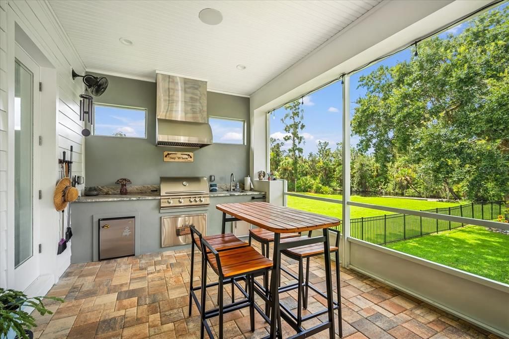 En Venta: $1,775,000 (4 camas, 3 baños, 4087 Pies cuadrados)