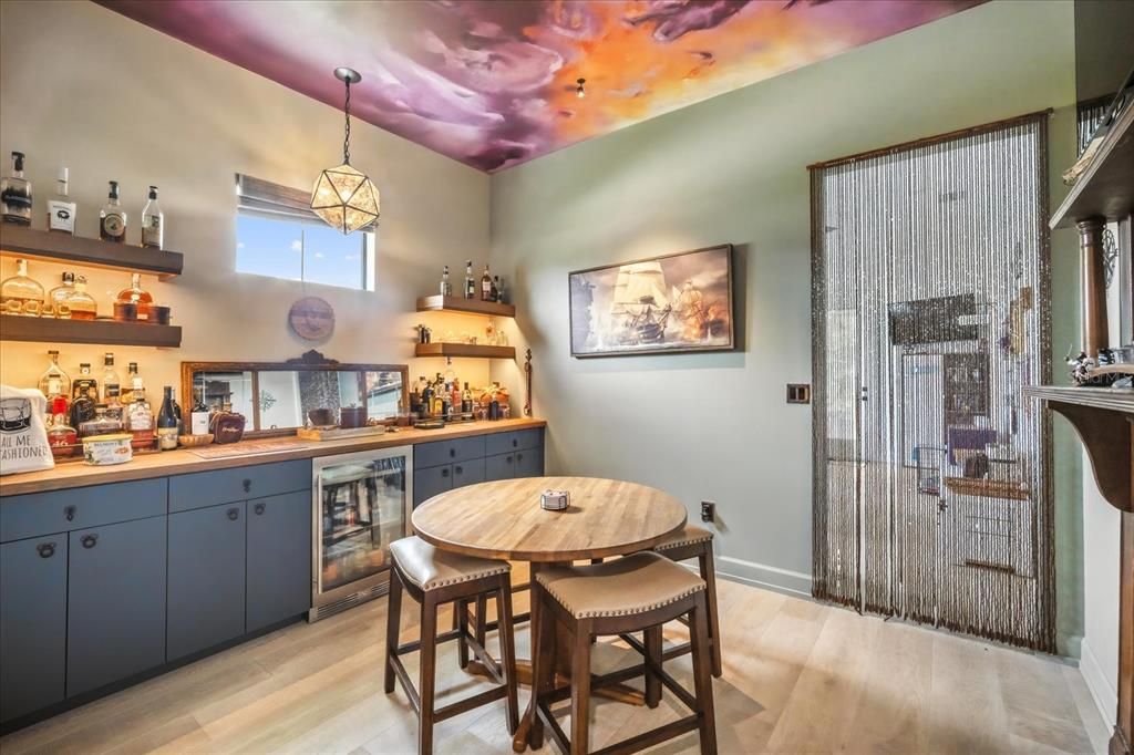 En Venta: $1,775,000 (4 camas, 3 baños, 4087 Pies cuadrados)