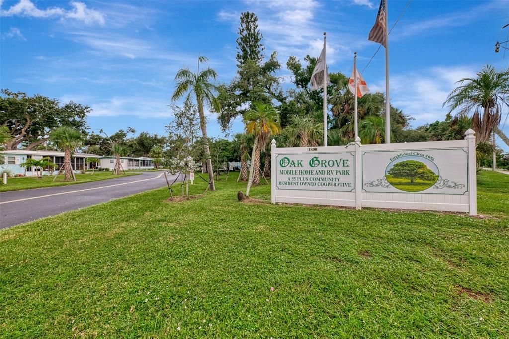 For Sale: $129,000 (2 beds, 1 baths, 672 Square Feet)