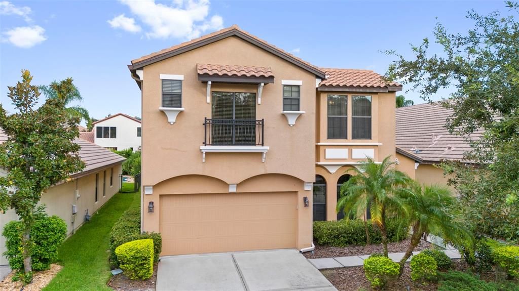 En Venta: $699,000 (4 camas, 3 baños, 3251 Pies cuadrados)